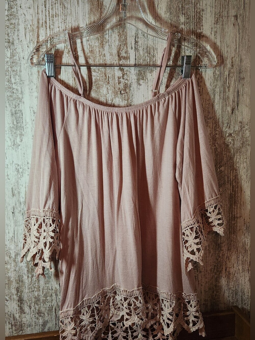 Charlotte Russe Dusty Pink Rose Off-Shoulder Crochet Hem Blouse Adjustable Strap